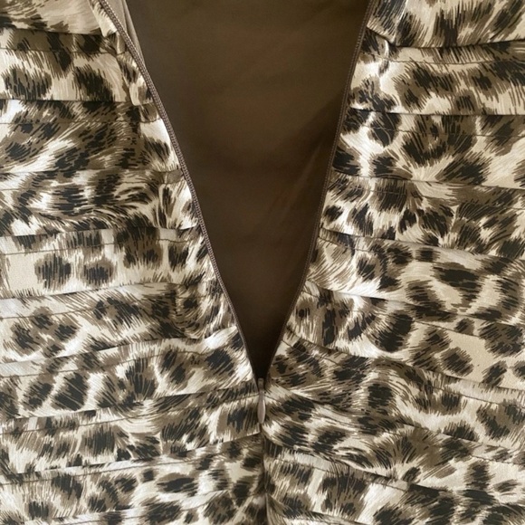 Adrianna Papell Womens Animal Print Size 4 Brown And Cream Pleated Sheath Dress - Picture 3 of 10
